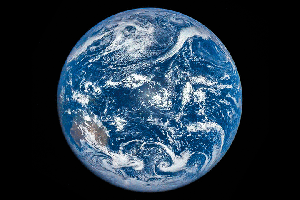 Series of EPIC images showing the moon’s shadow move across the Earth during a total solar eclipse / Images courtesy of NASA/NOA