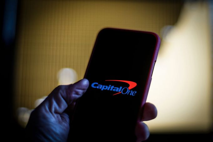Photo Illustrations: Popular Banks GettyImages 1131275092 1